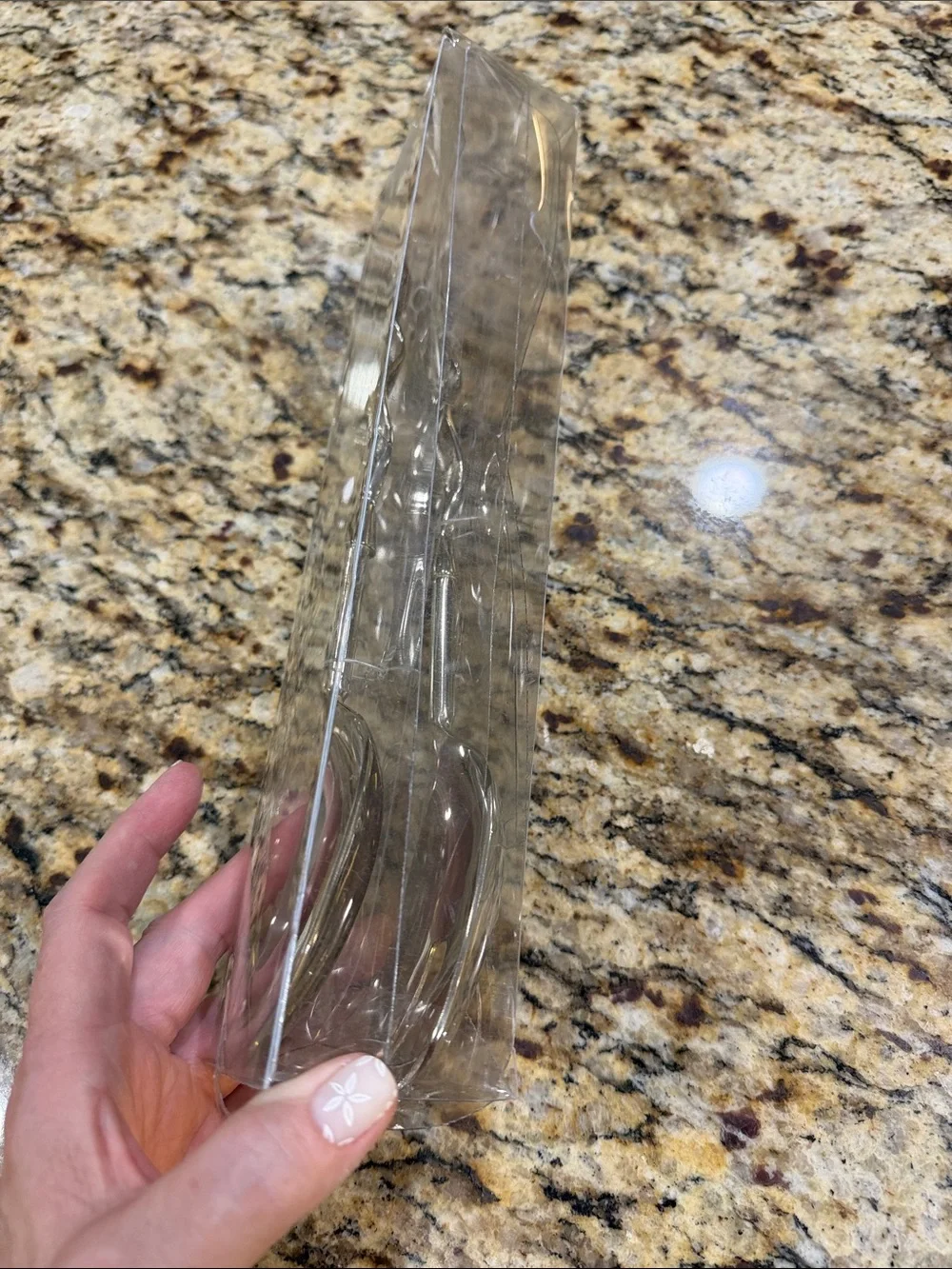 NEW IN PKG Salad Tong Set with Leaf Handles